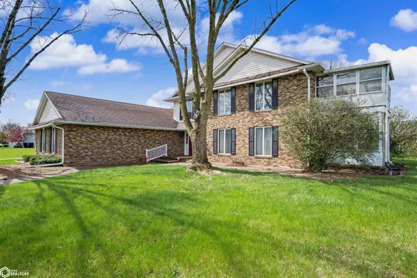 1609 Orchard Meadow DR #B2, Burlington, IA 52601