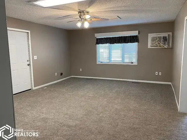 807 1/2 W South ST, Jefferson, IA 50129