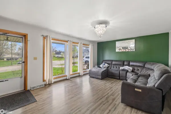 420 W Mclane ST, Osceola, IA 50213