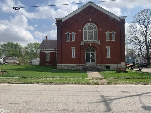 1219 South ST, Burlington, IA 52601