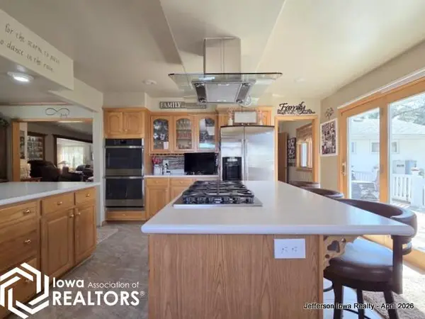 1101 W Adams ST, Jefferson, IA 50129