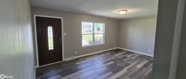701 N 1St ST, Mystic, IA 52574