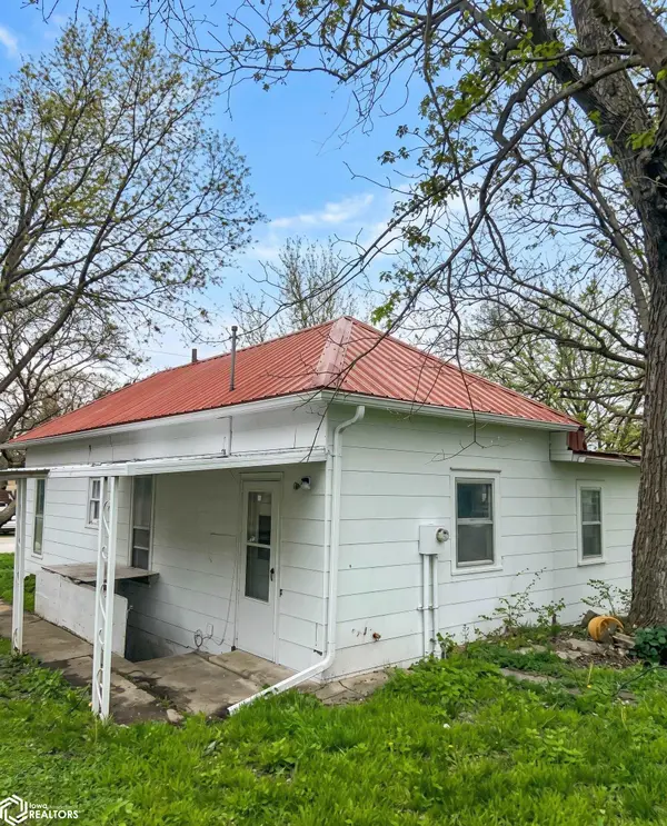 107 E Vest ST, Jefferson, IA 50129