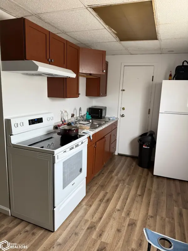 436 N Jefferson ST, Ottumwa, IA 52501