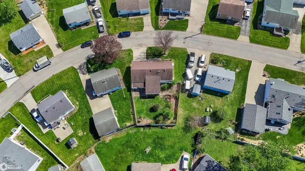 13 Friendly LN, Ottumwa, IA 52501