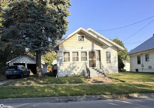 203 S D ST, Fairfield, IA 52556