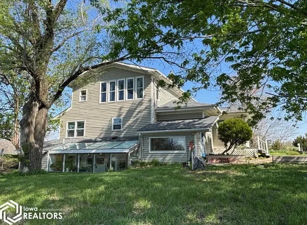 1814 175Th ST, Fairfield, IA 52556