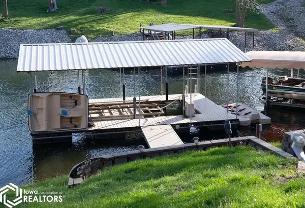 3153 Hickory DR, Ellston, IA 50074