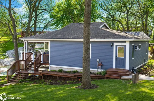 3153 Hickory DR, Ellston, IA 50074