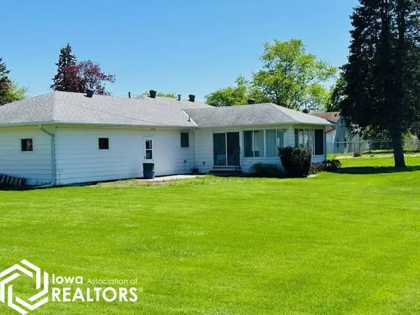 106 N Grove ST, Montezuma, IA 50171