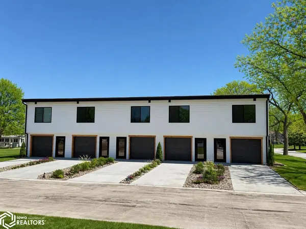 322 S 11th, Sac City, IA 50583