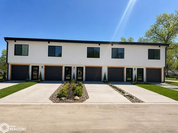 326 S 11th St, Sac City, IA 50583