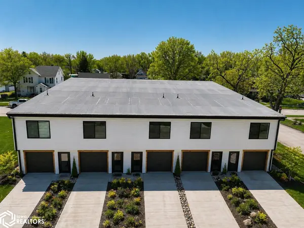 330 S 11th St, Sac City, IA 50583