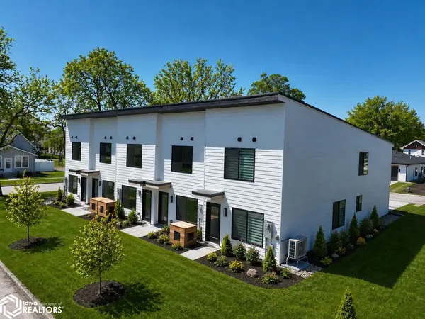 324 S 11th St, Sac City, IA 50583