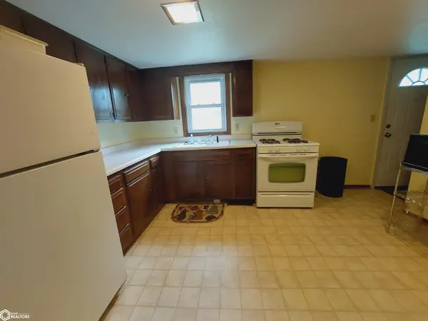 808 Ninth AVE, Shenandoah, IA 51601