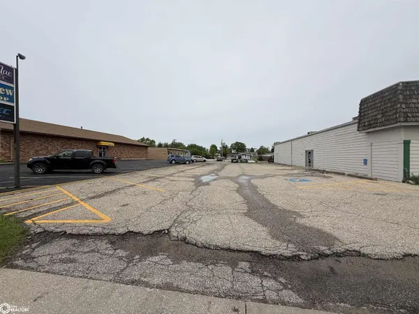 3200 Division ST, Burlington, IA 52601