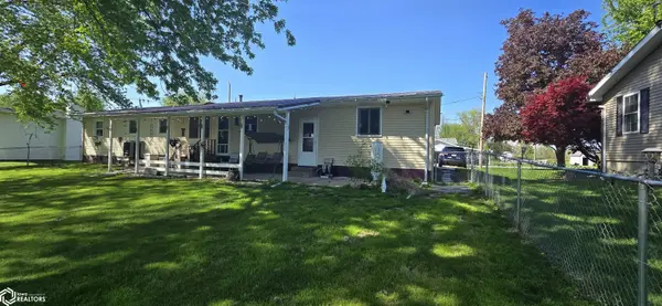 103 Angela DR, La Harpe, IL 61450