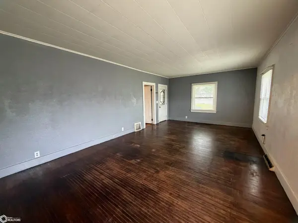 313 N Haynes AVE, Centerville, IA 52544
