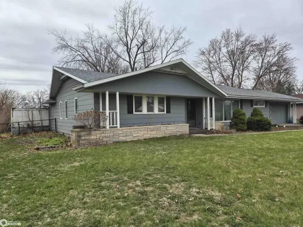1205 S 15Th AVE, Newton, IA 50208