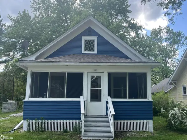 702 S 3Rd ST, Fairfield, IA 52556