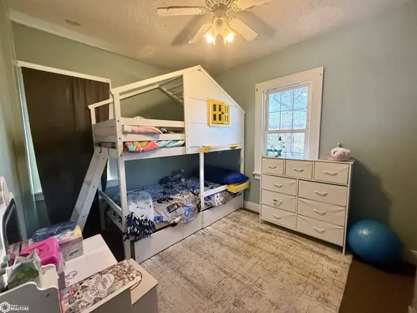 606 11Th ST, Mason City, IA 50401
