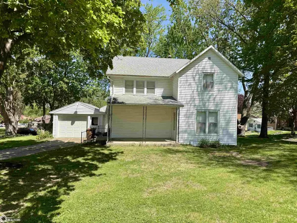 113 E Division ST, Audubon, IA 50025