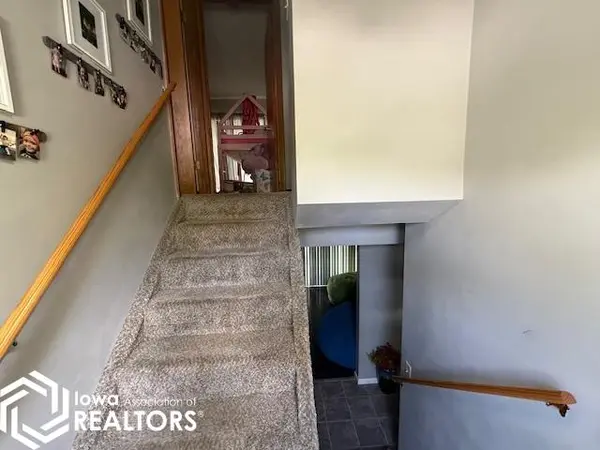 304 W State ST, Mount Pleasant, IA 52641