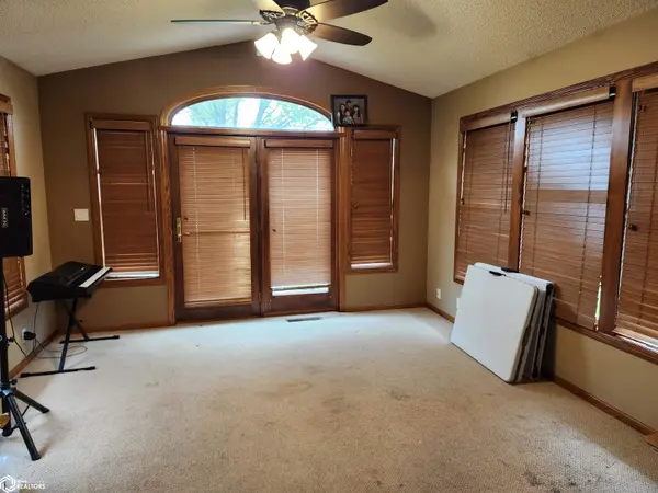 1308 Washington ST, Tama, IA 52339