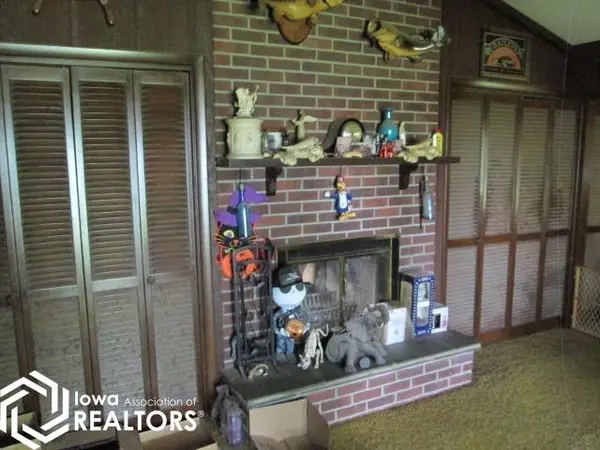 47173 277th AVE, Chariton, IA 50049