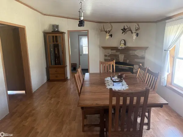26417 205Th ST, Keosauqua, IA 52565