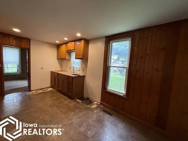 407 S Adams ST, Mount Pleasant, IA 52641