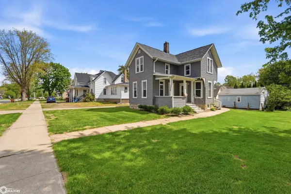 1208 Main ST, Grinnell, IA 50112