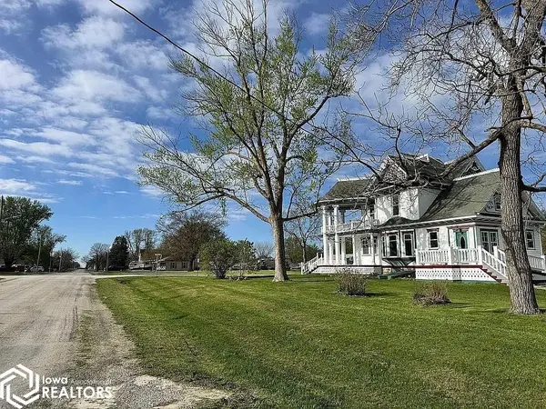 1002 Maple ST, Murray, IA 50174