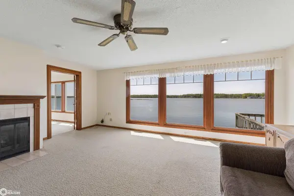 306 E Lake St, Ventura, IA 50482
