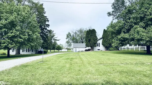 2611 Luminary LN, Oskaloosa, IA 52577