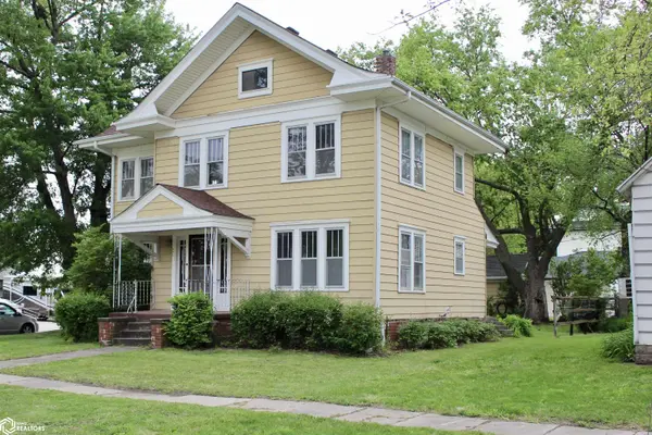 201 6Th ST, Griswold, IA 51535