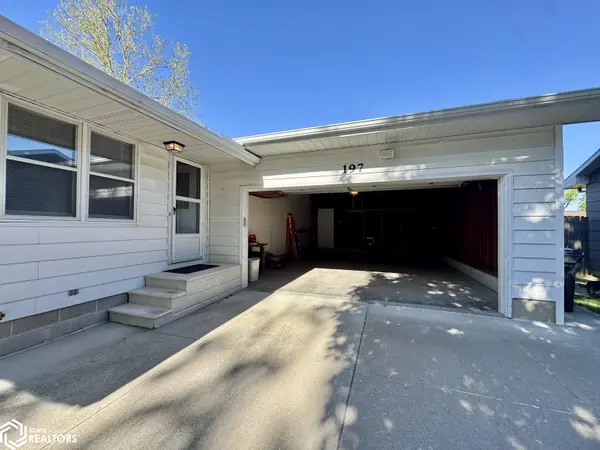 197 Crestview DR, Burlington, IA 52601