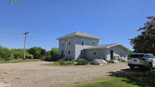 1859 270th ST, Jefferson, IA 50129