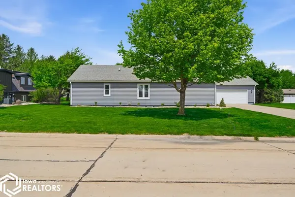 1611 Grand St, Webster City, IA 50595