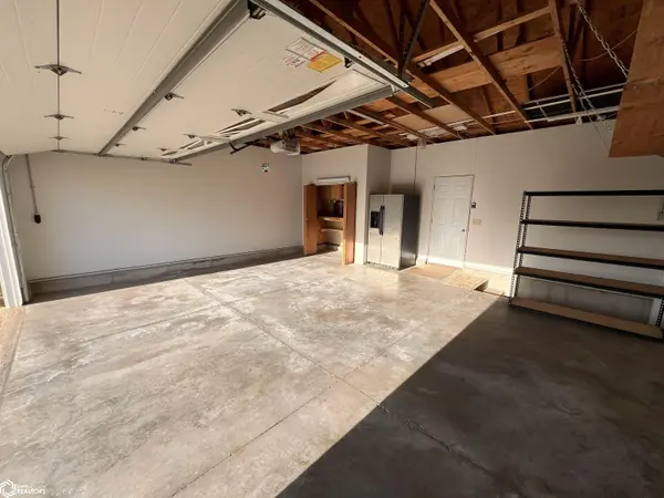 *** *** *** *** #***, Belle Plaine, IA 52208