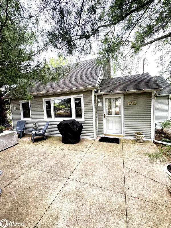 703 E Main ST, Brooklyn, IA 52211