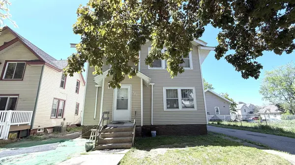 321 3rd ST, Mason City, IA 50401