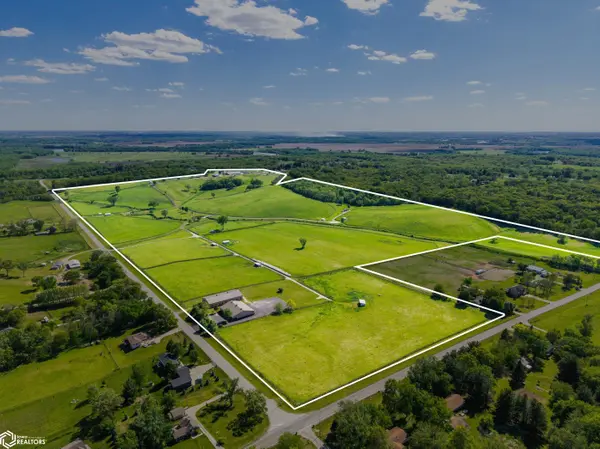 7820 SE Vandalia RD, Runnells, IA 50237