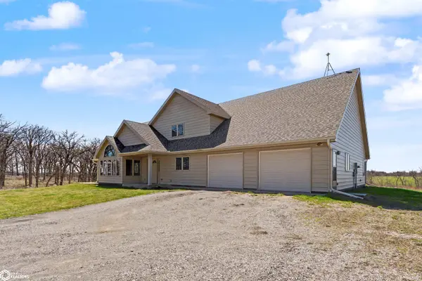 4224 20th ST, Grinnell, IA 50112
