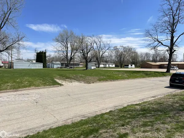 TBD Douglas AVE, Burlington, IA 52601