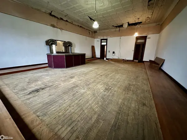 59 Main AVE, Britt, IA 50423