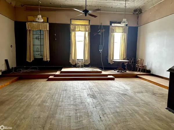 59 Main AVE, Britt, IA 50423