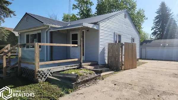 505 S 8th ST, Forest City, IA 50436