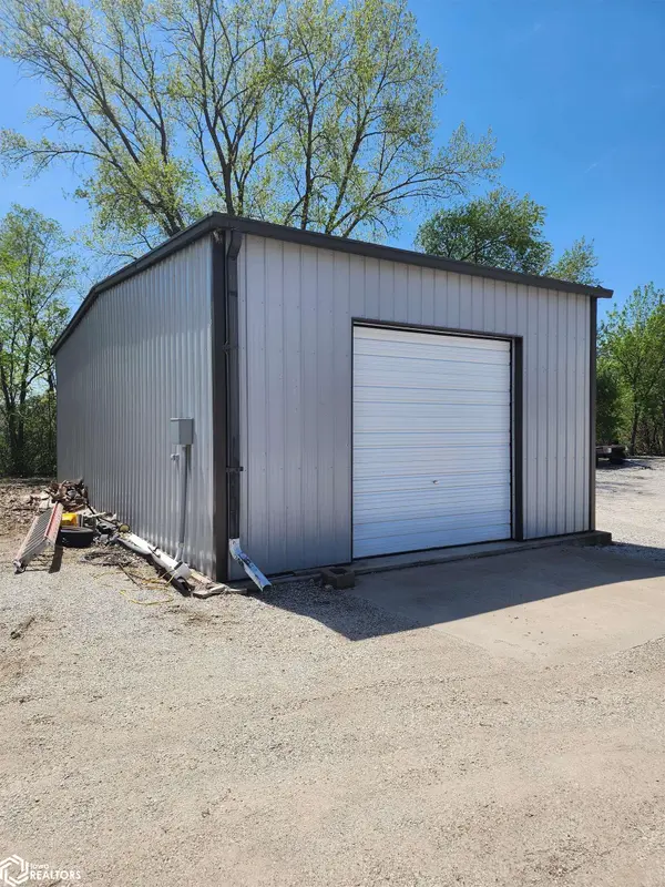 2120 E Oak ST, Algona, IA 50511