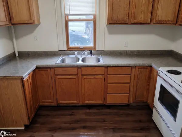 317 N Weller ST, Ottumwa, IA 52501